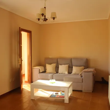 Casa Turistica En Cesantes *