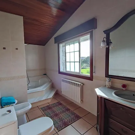 Casa Turistica En Cesantes Ferienhaus